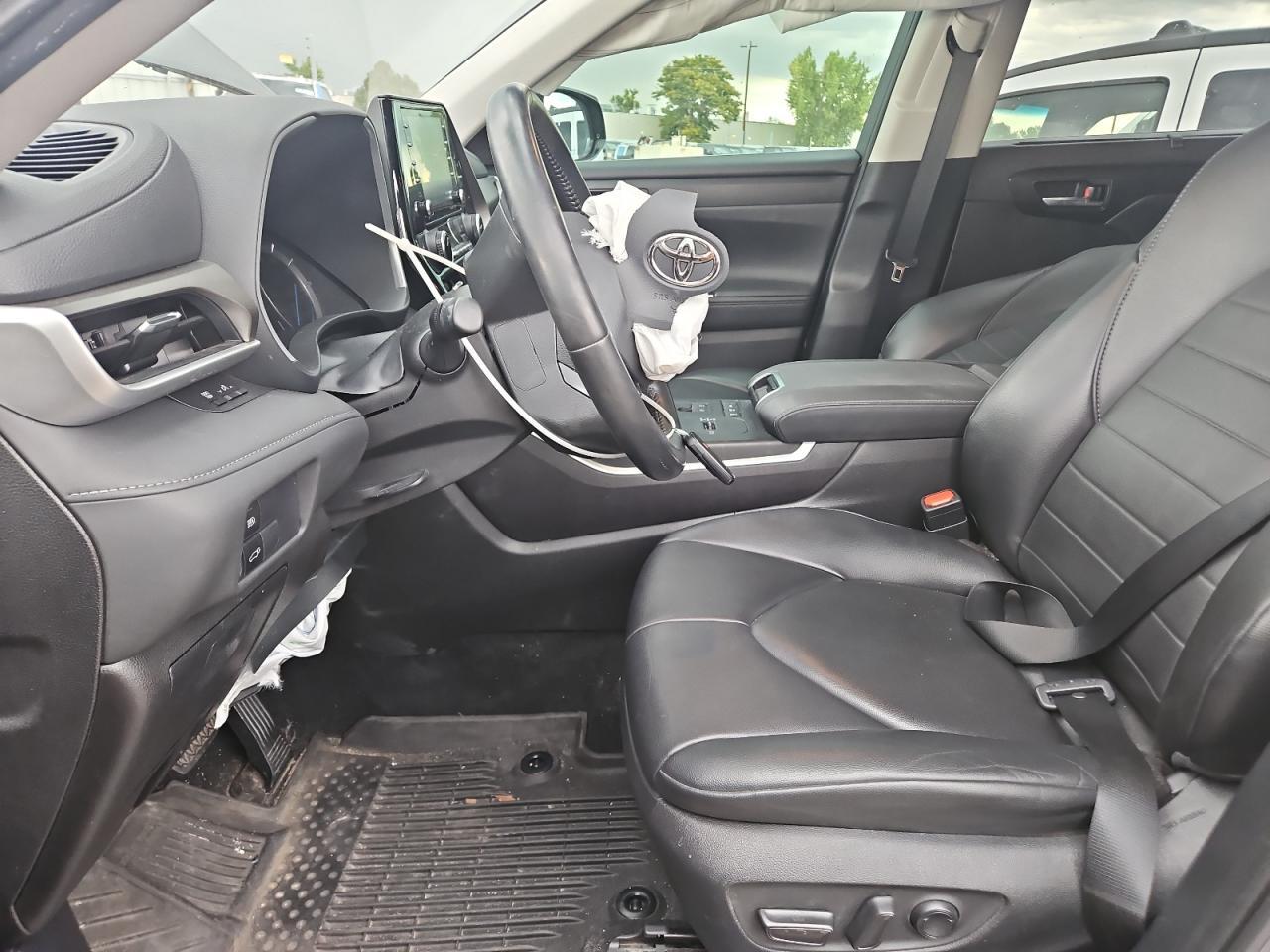 2021 TOYOTA HIGHLANDER