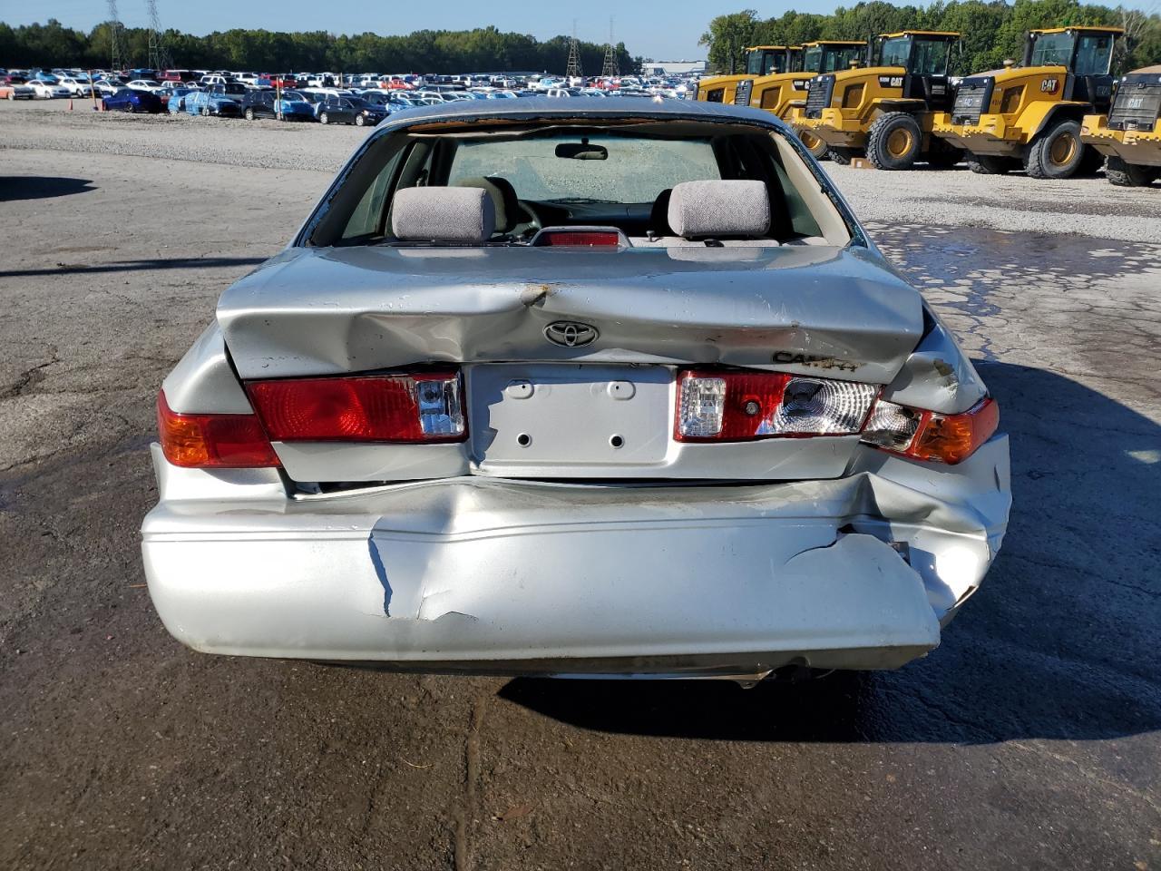 2001 TOYOTA CAMRY