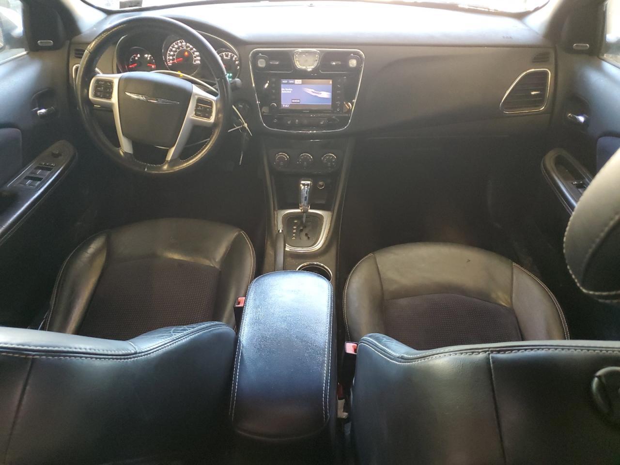 2013 CHRYSLER 200