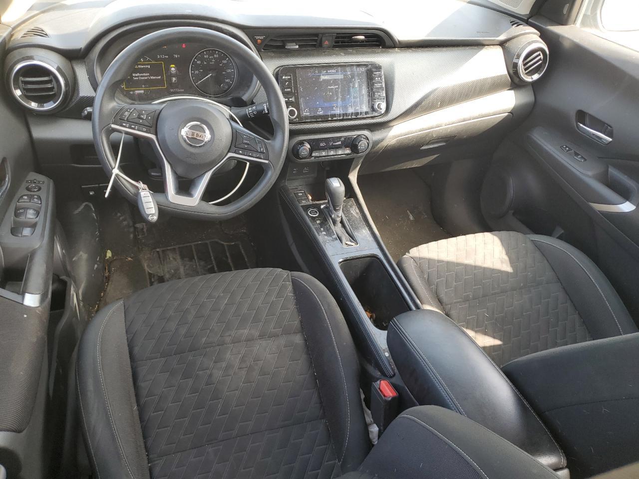 2021 NISSAN KICKS
