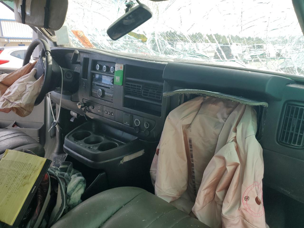 2018 CHEVROLET EXPRESS 2500
