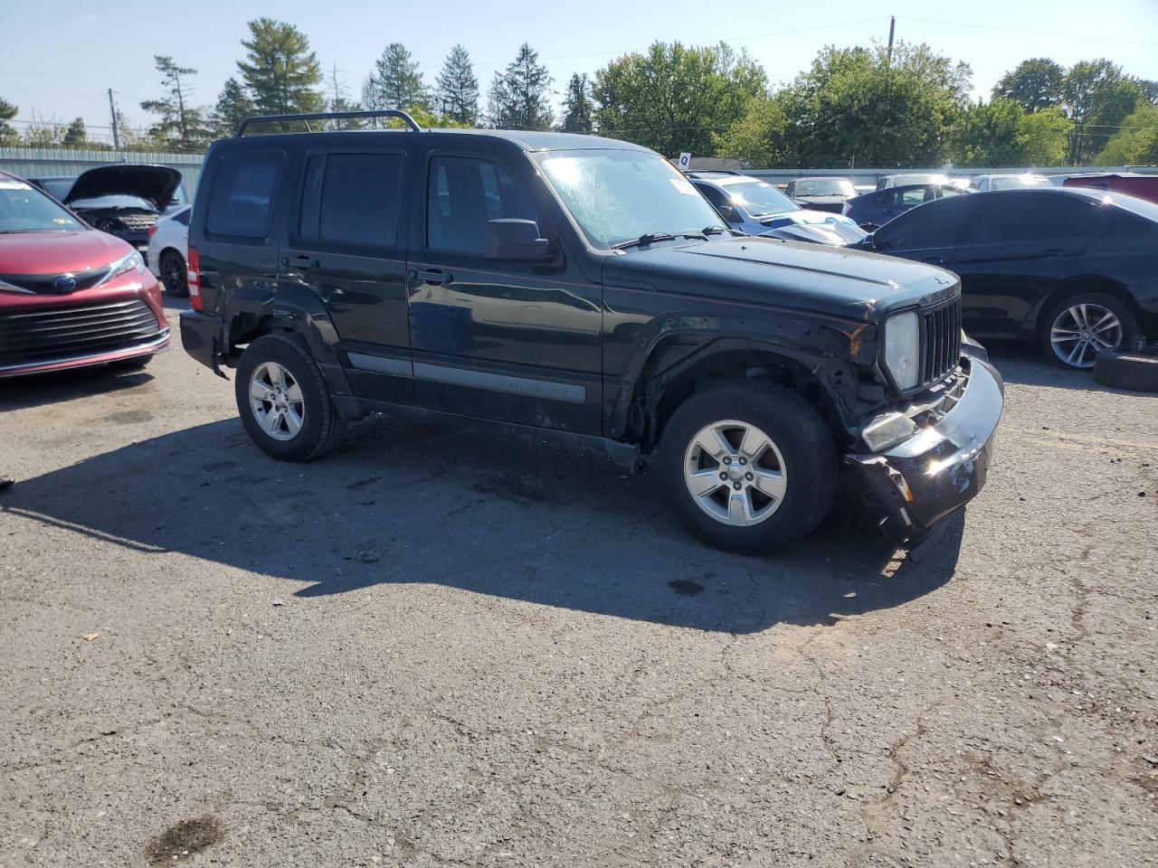 2012 JEEP Liberty