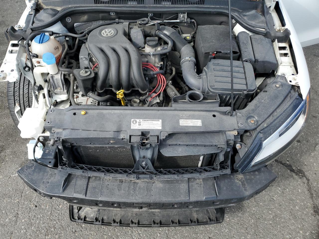 2015 VOLKSWAGEN JETTA