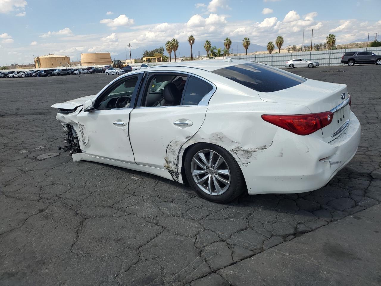 2014 INFINITI Q50