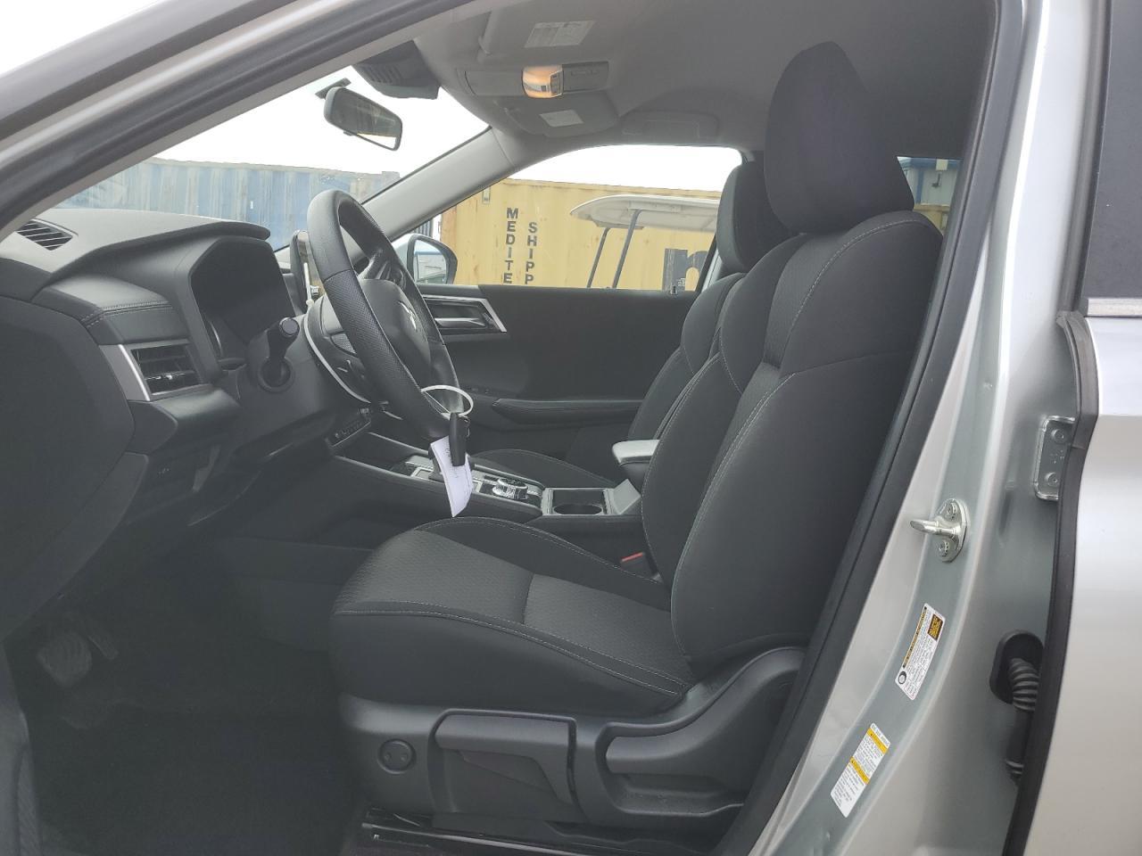 2022 MITSUBISHI outlander