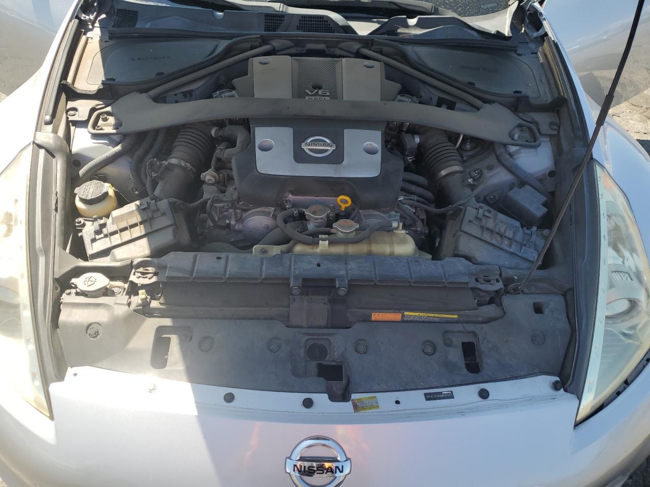 2016 NISSAN 370Z