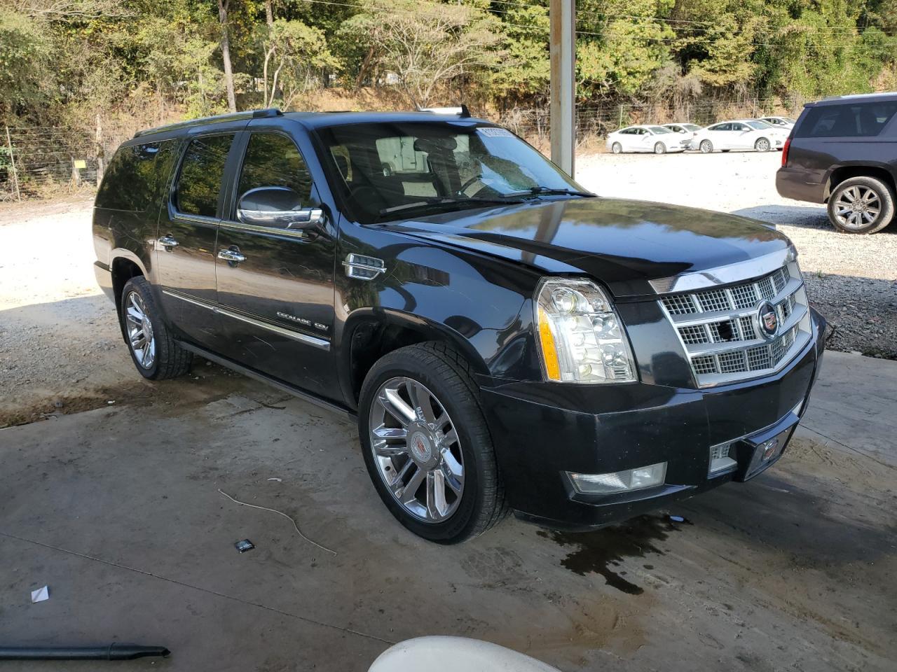 2013 CADILLAC ESCALADE