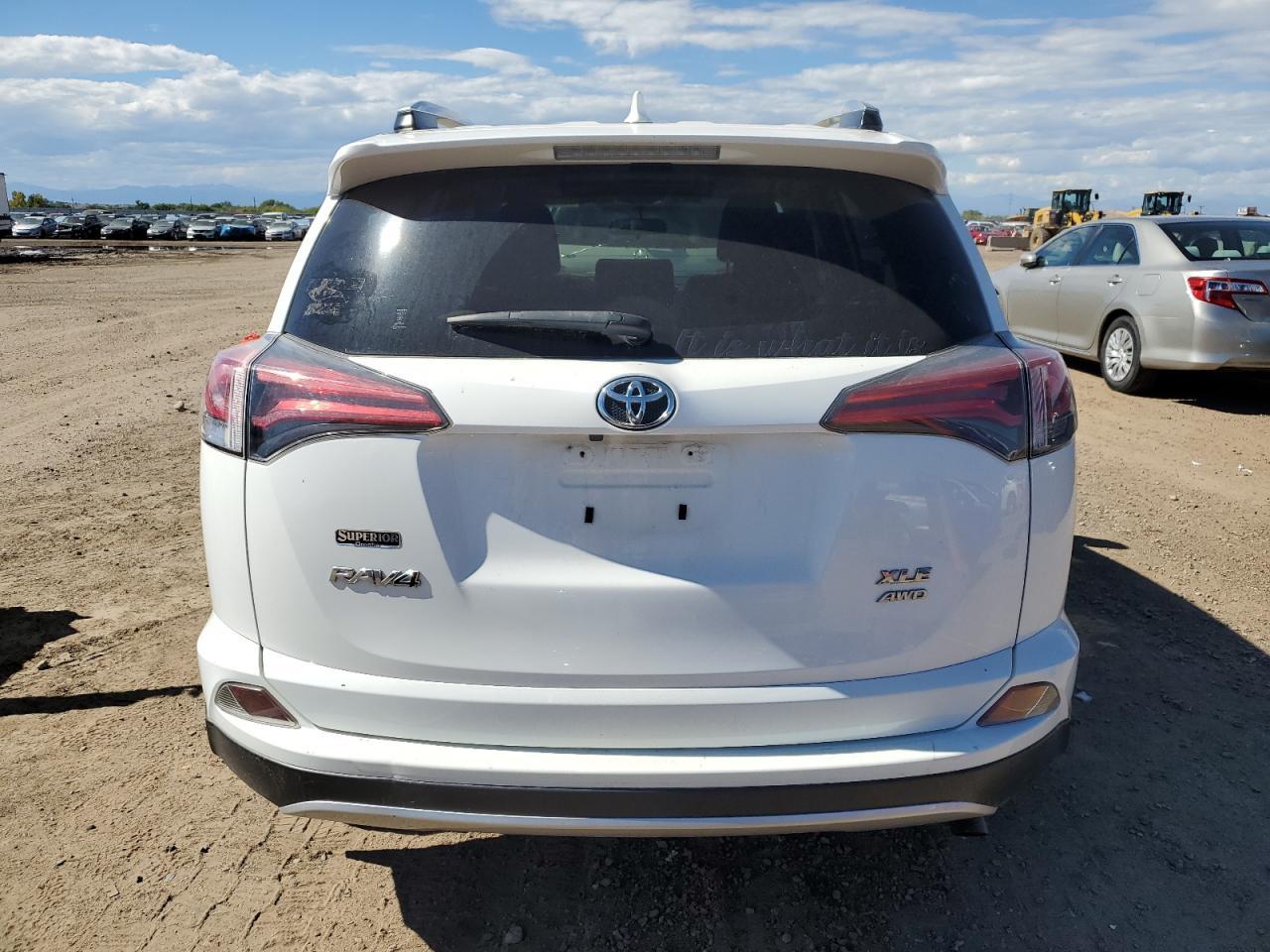 2016 TOYOTA RAV4