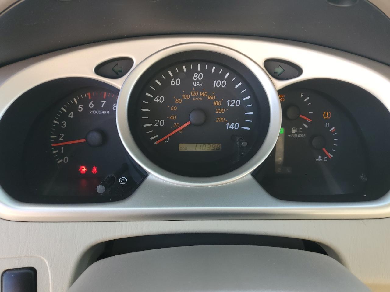 2005 TOYOTA HIGHLANDER