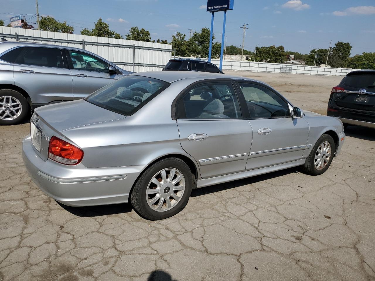 2004 HYUNDAI SONATA