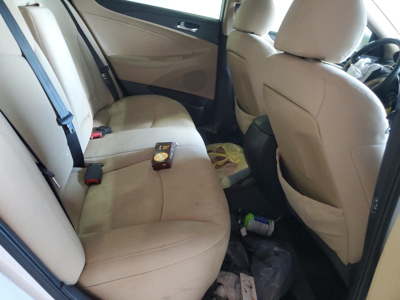 2011 HYUNDAI SONATA
