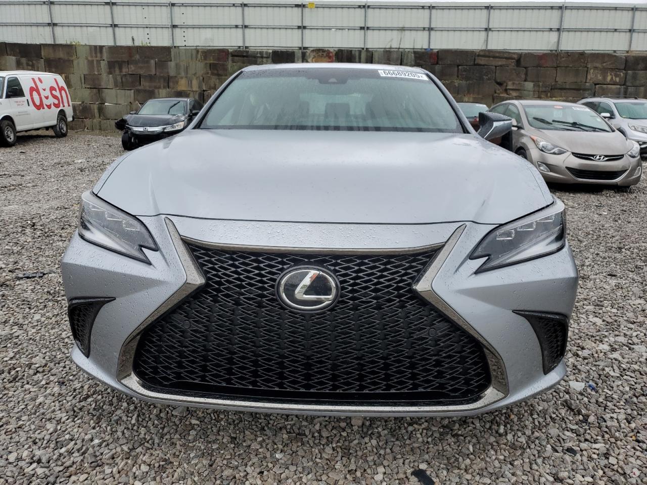 2025 LEXUS Es