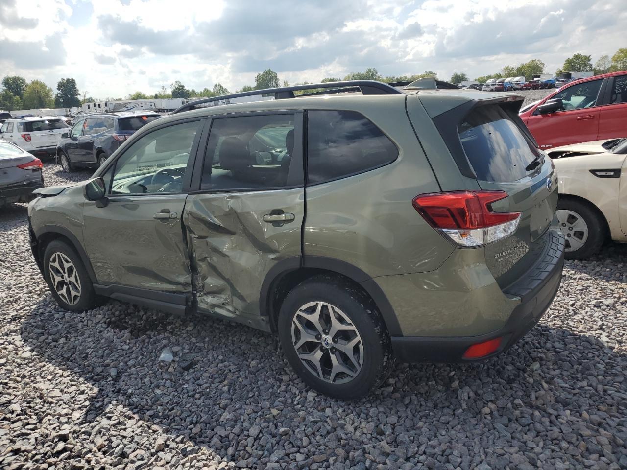 2019 SUBARU FORESTER