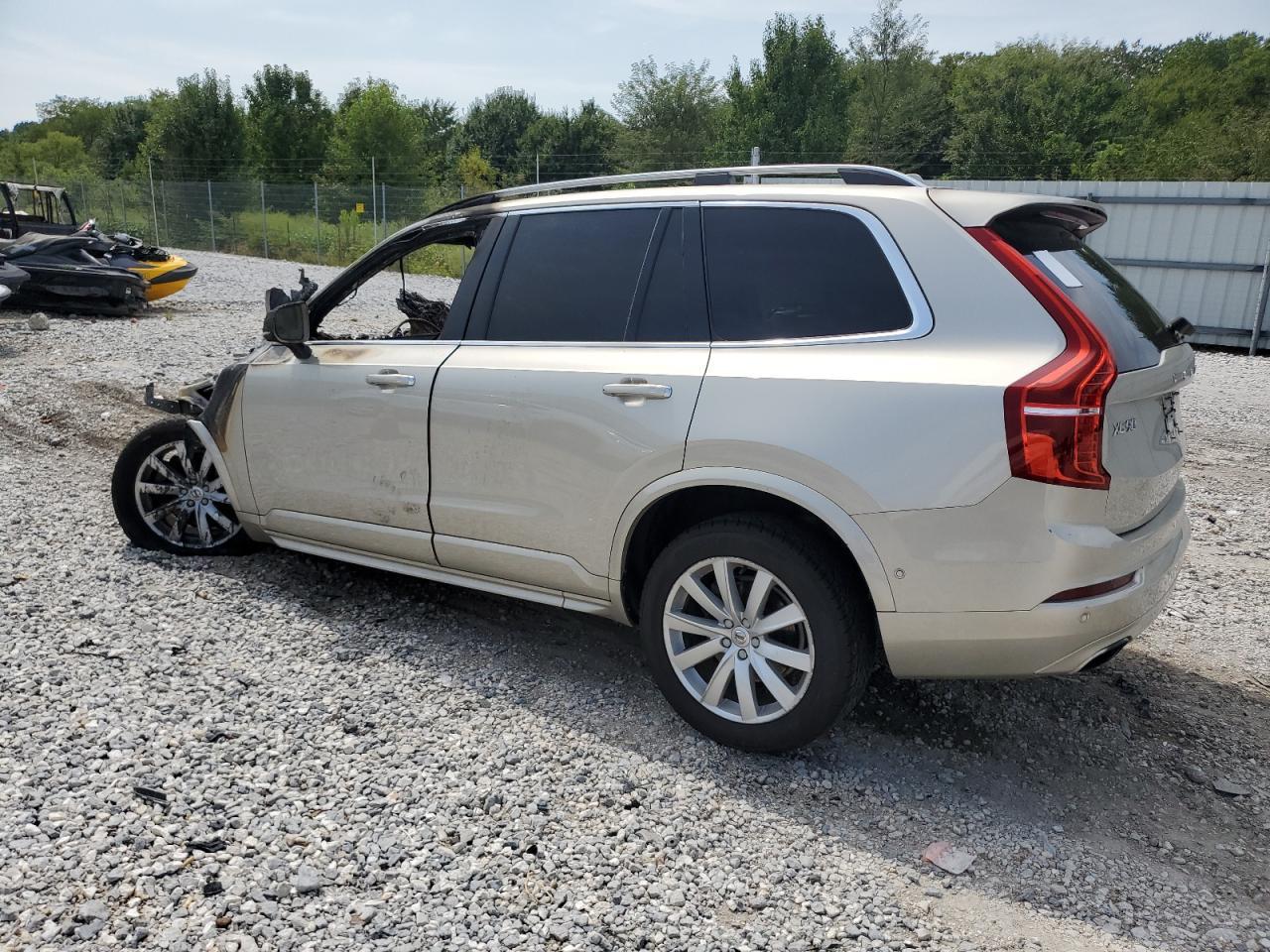 2016 VOLVO XC90