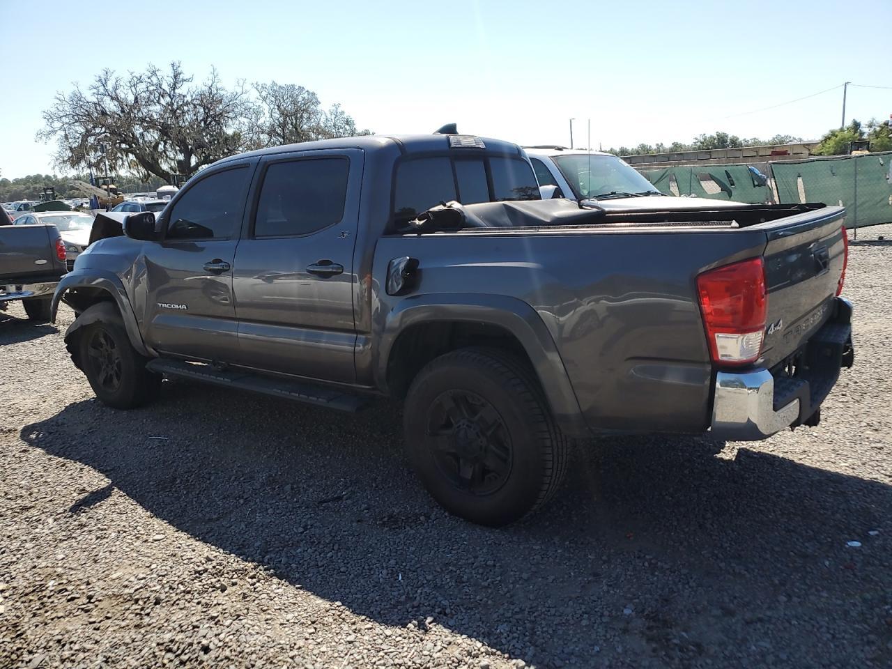 2017 TOYOTA TACOMA