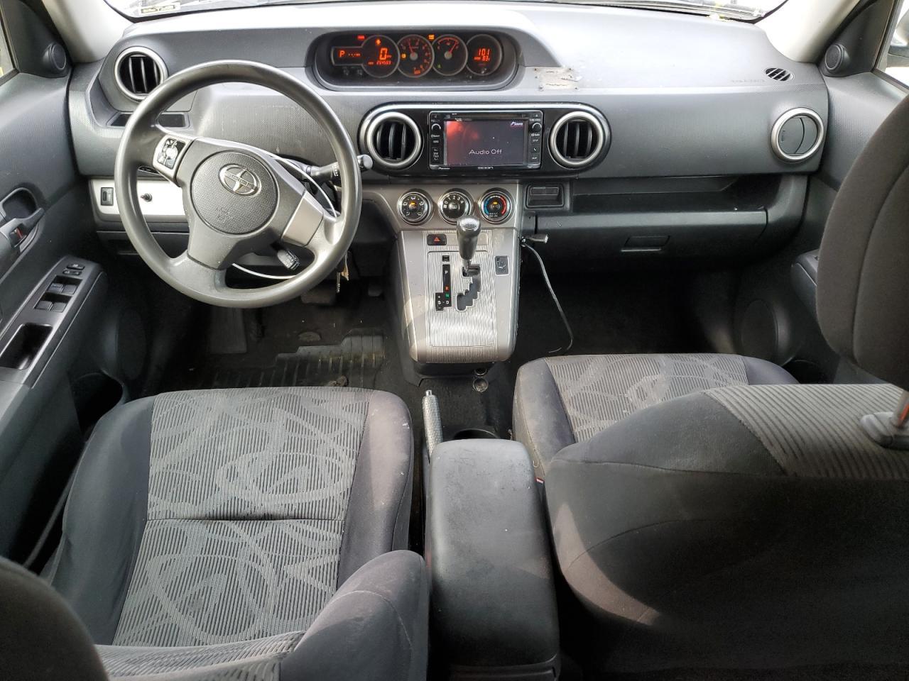 2015 TOYOTA SCION