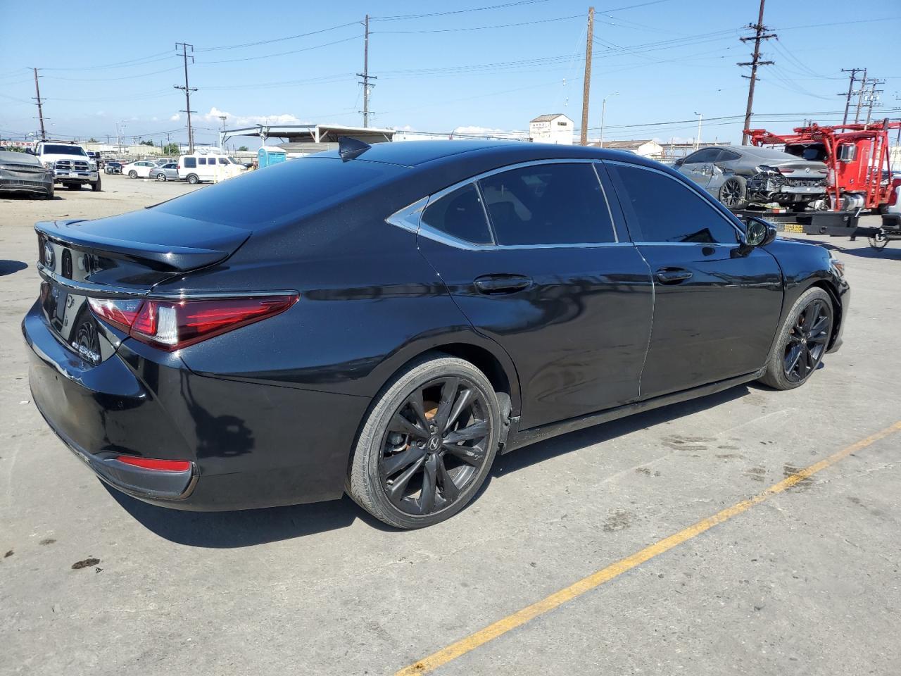 2022 LEXUS Es