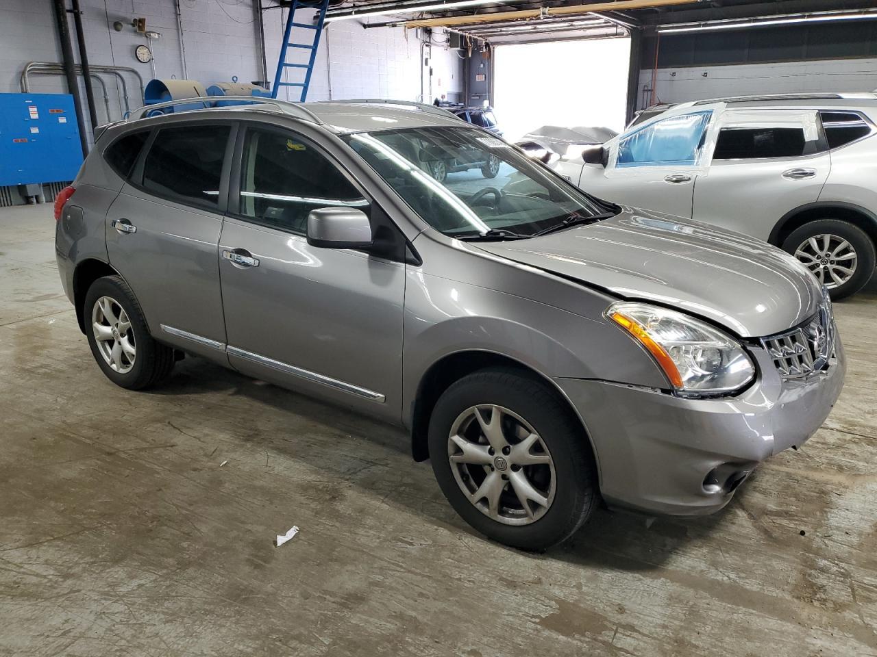 2011 NISSAN ROGUE
