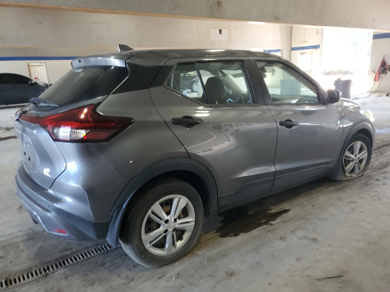 2021 NISSAN KICKS