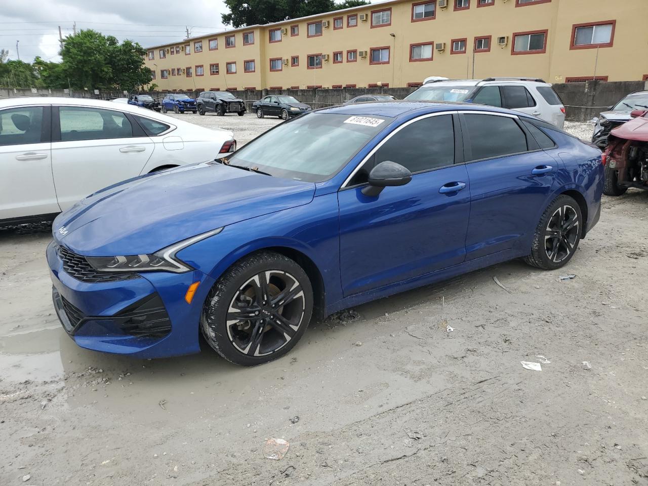 2023 KIA K5