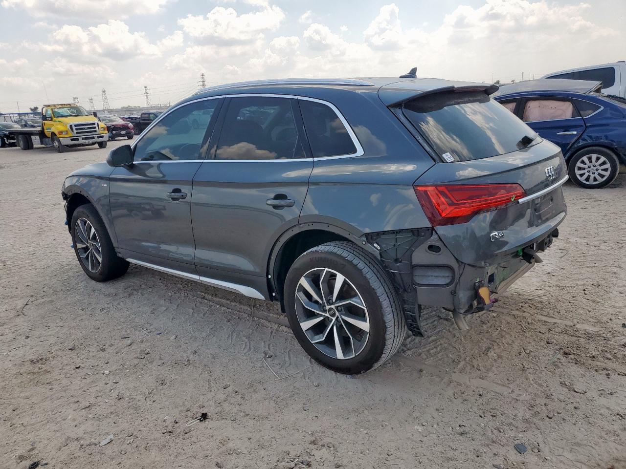 2023 AUDI Q5