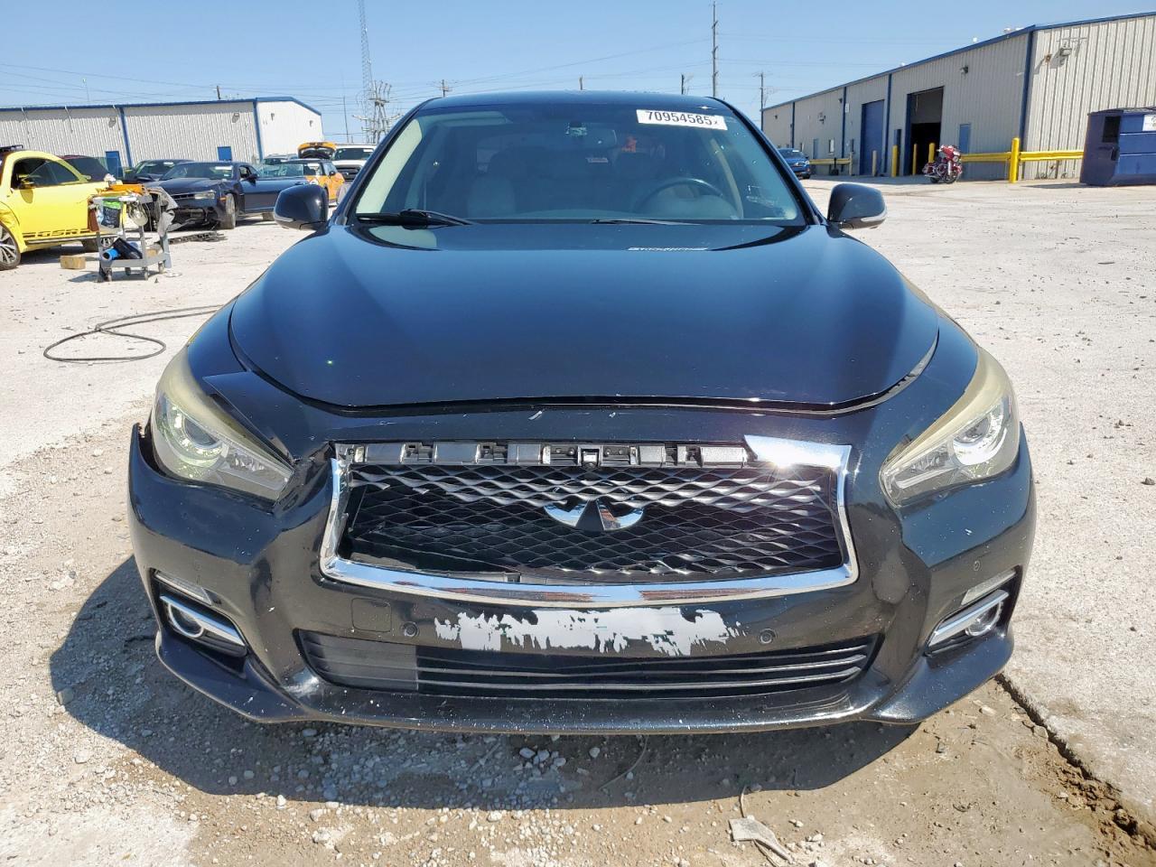 2017 INFINITI Q50