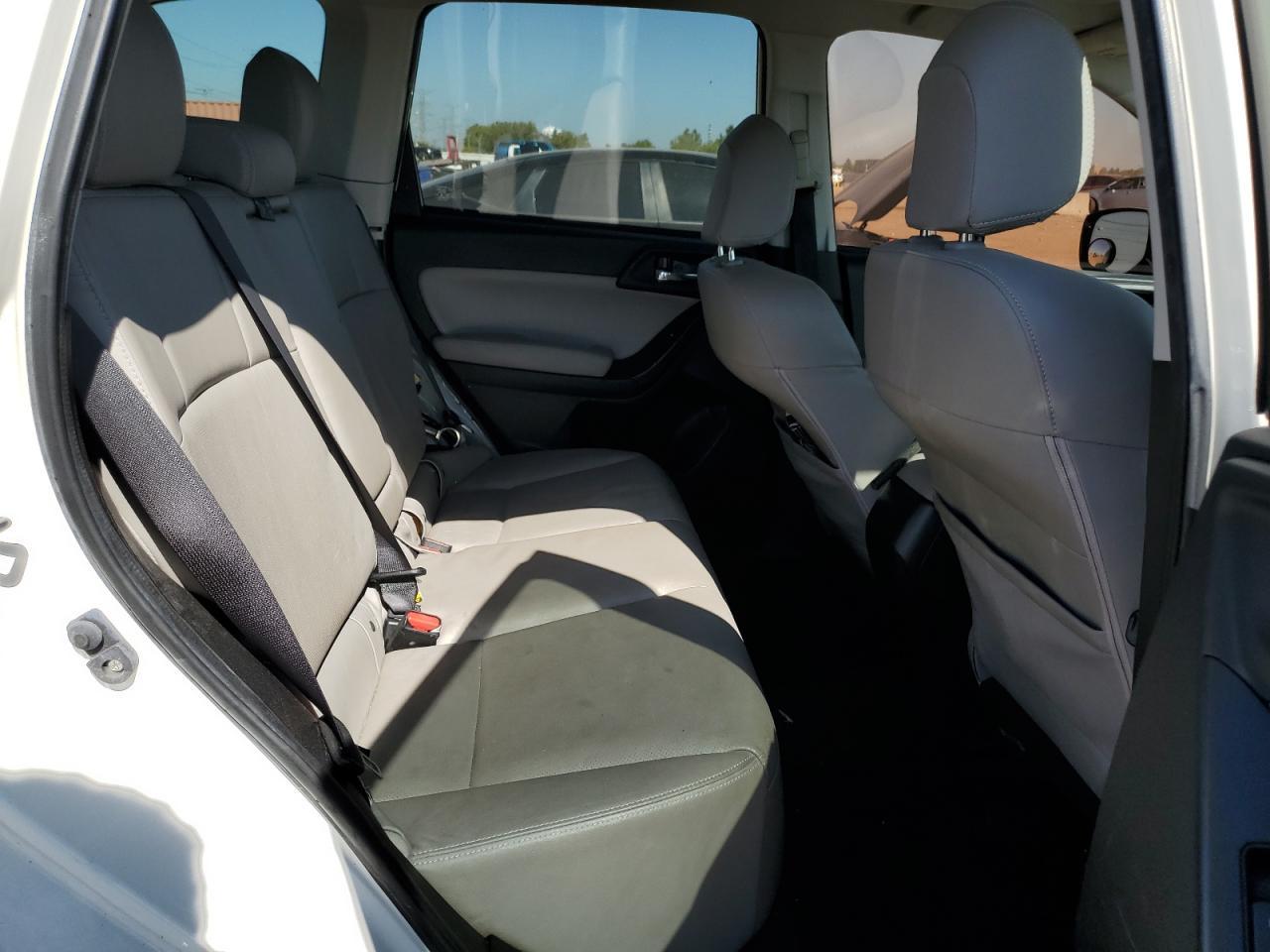 2015 SUBARU FORESTER