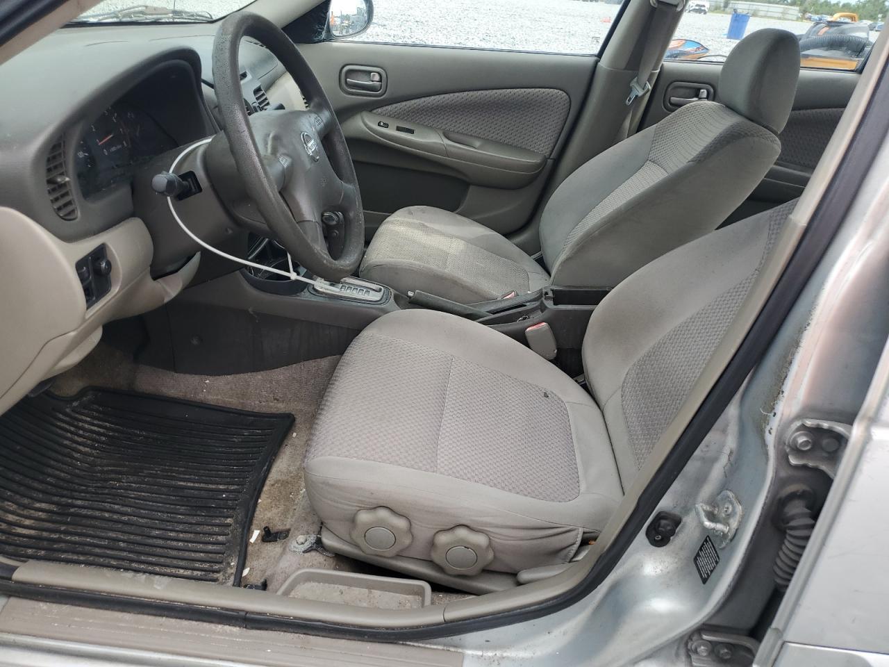 2004 NISSAN SENTRA