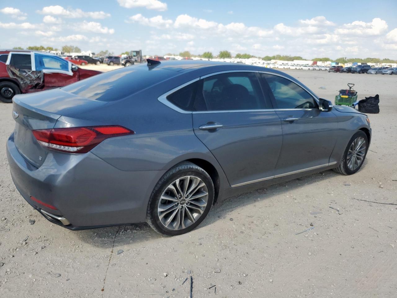 2015 HYUNDAI GENESIS