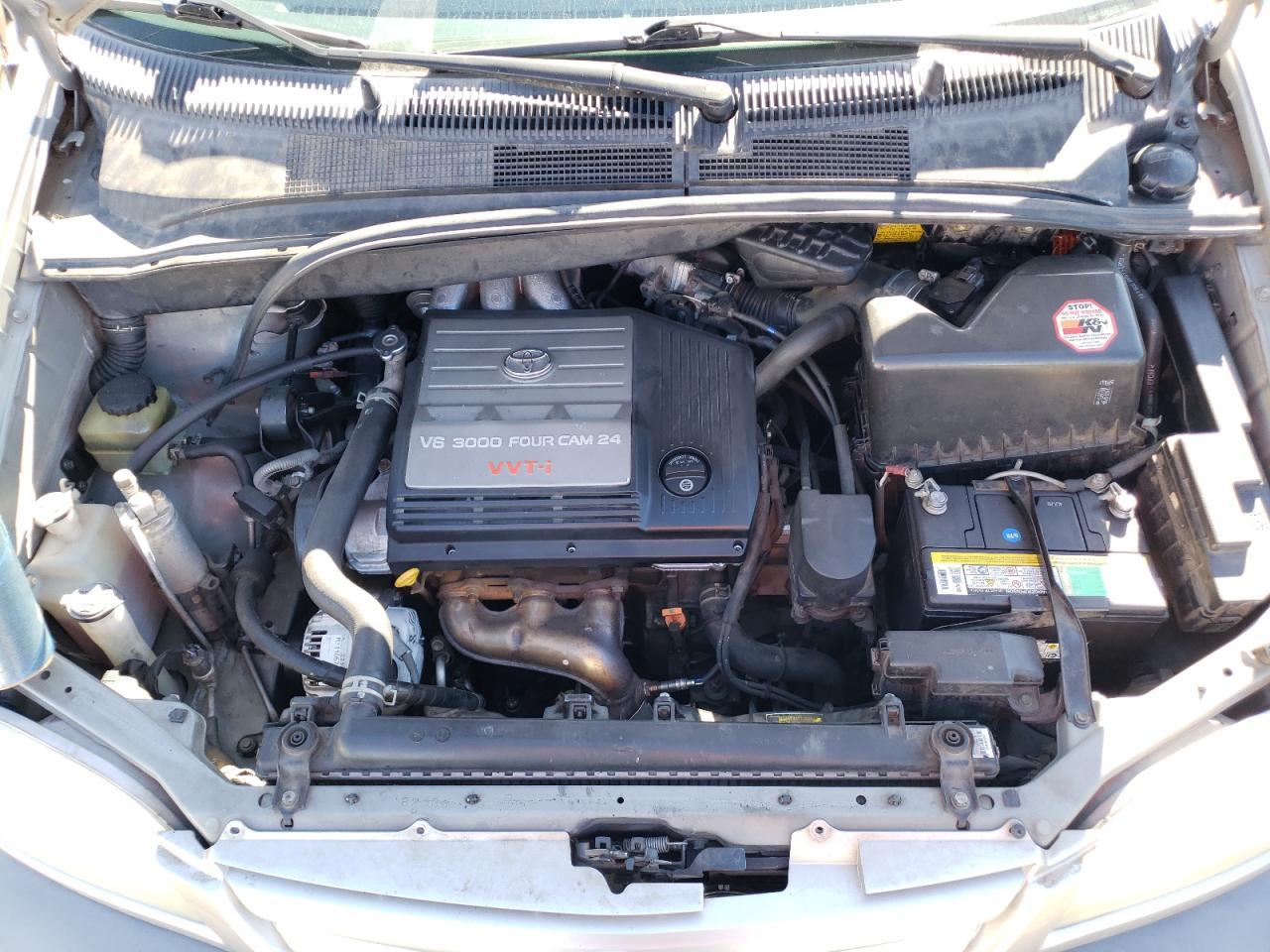 2002 TOYOTA SIENNA