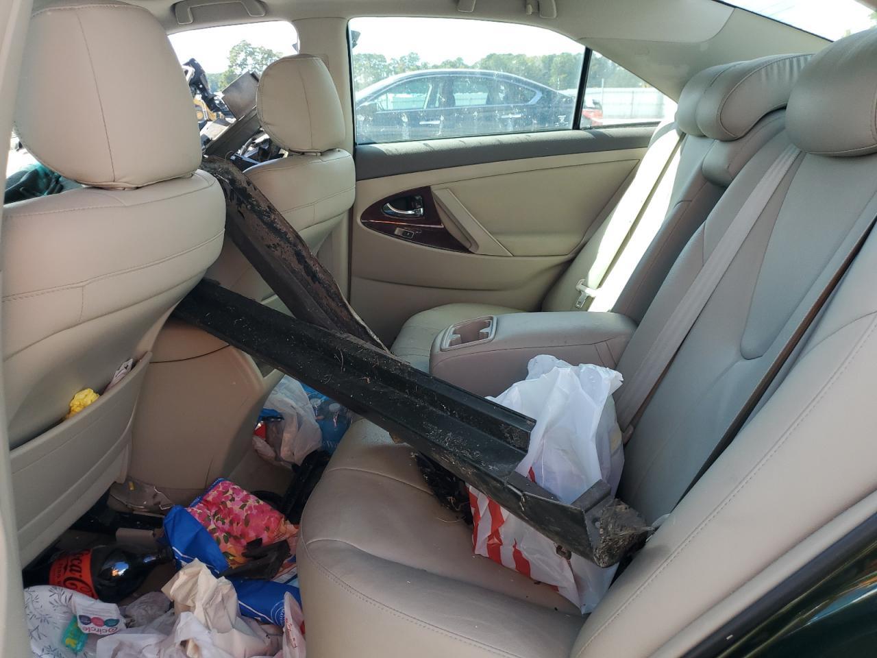 2010 TOYOTA CAMRY