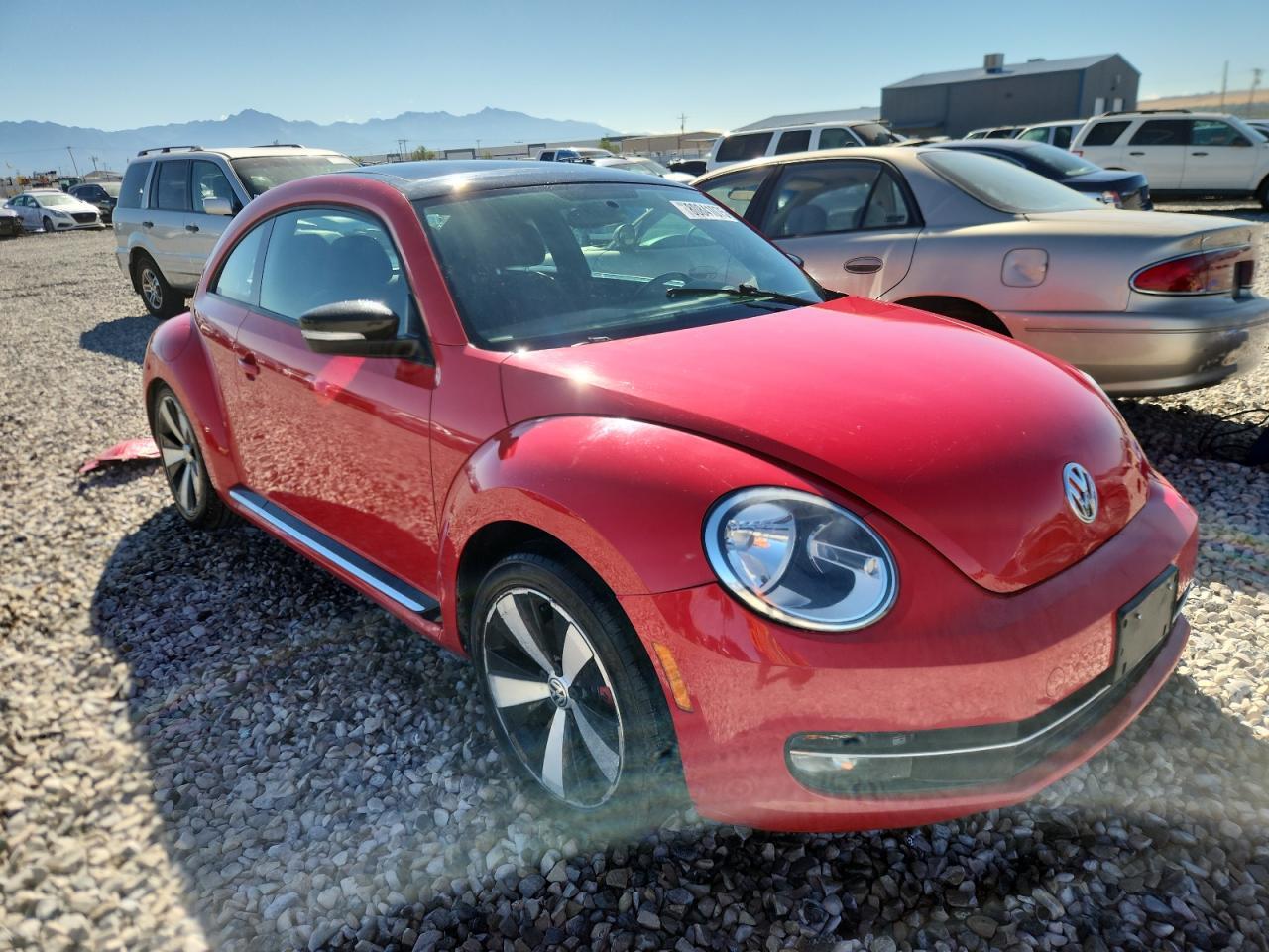 2012 VOLKSWAGEN Beetle