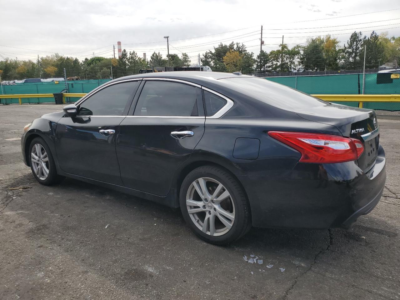 2016 NISSAN ALTIMA