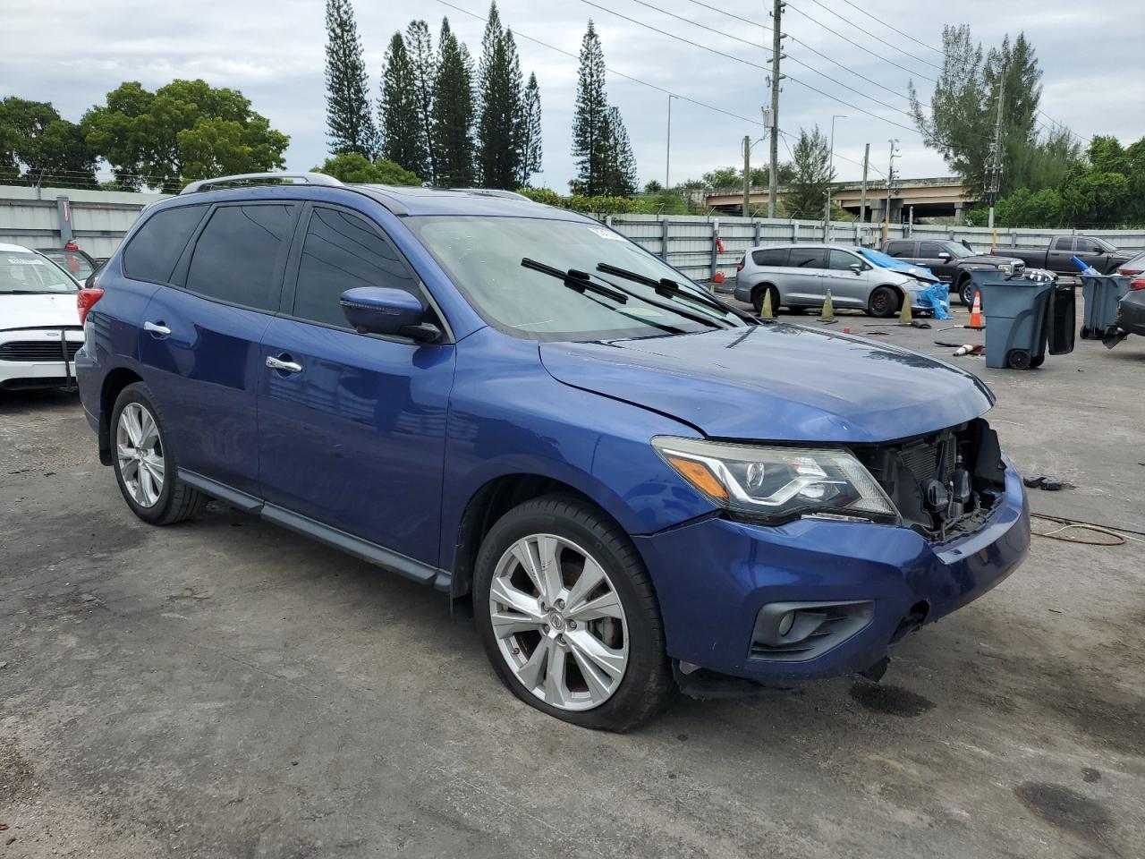 2018 NISSAN PATHFINDER