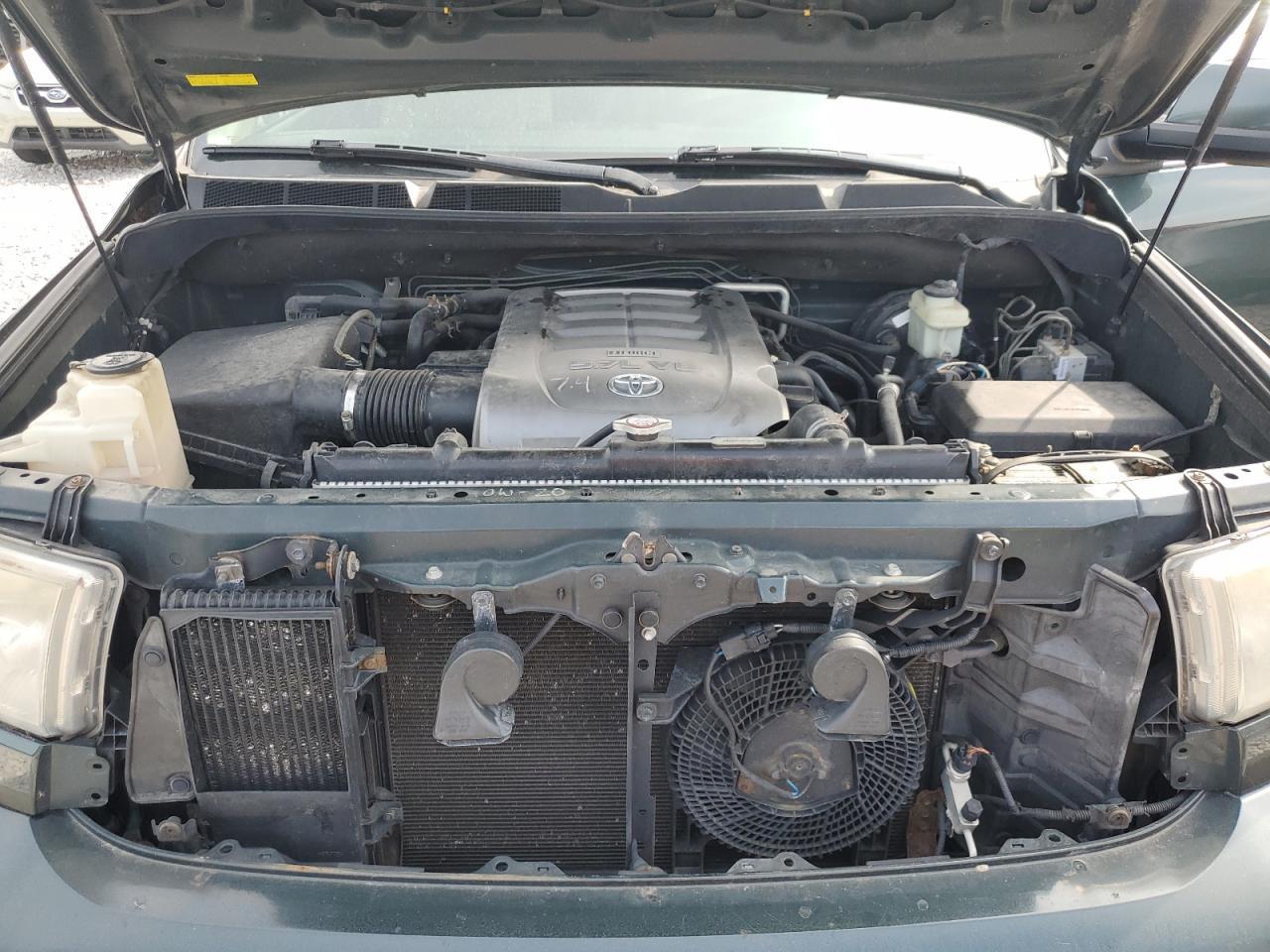 2008 TOYOTA Sequoia