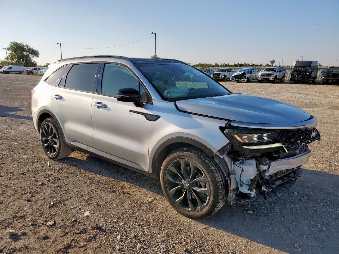 2022 KIA SORENTO