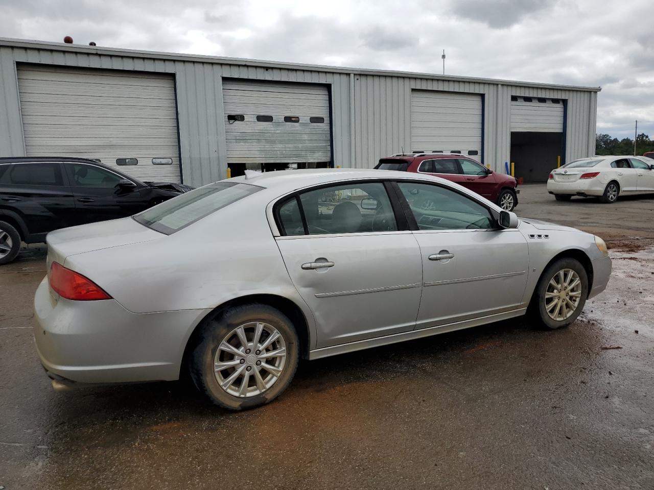 2010 BUICK Lucerne