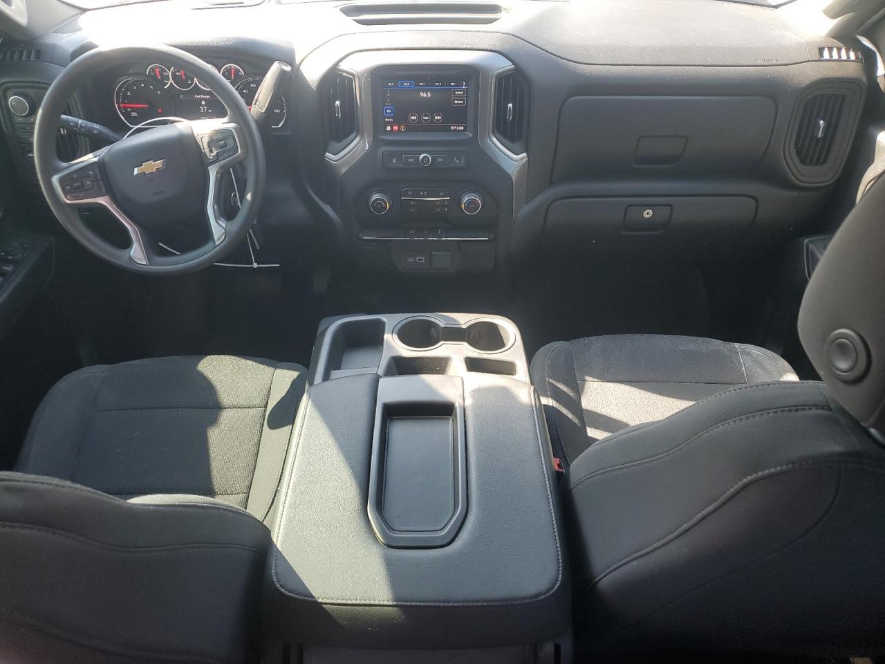 2023 CHEVROLET Silverado