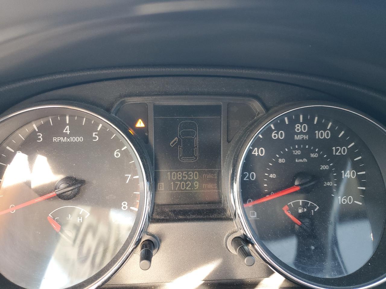 2011 NISSAN ROGUE