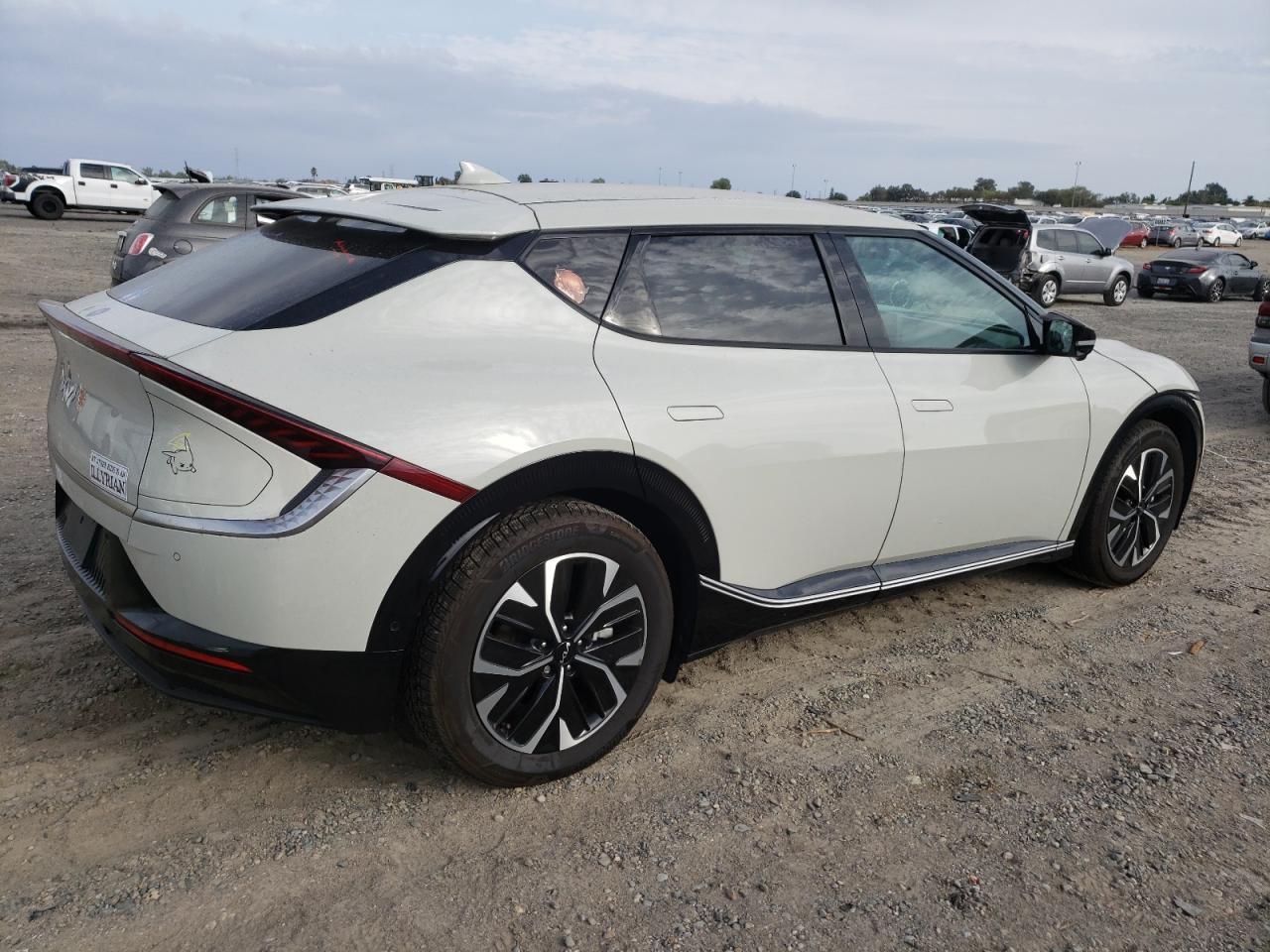 2022 KIA EV6