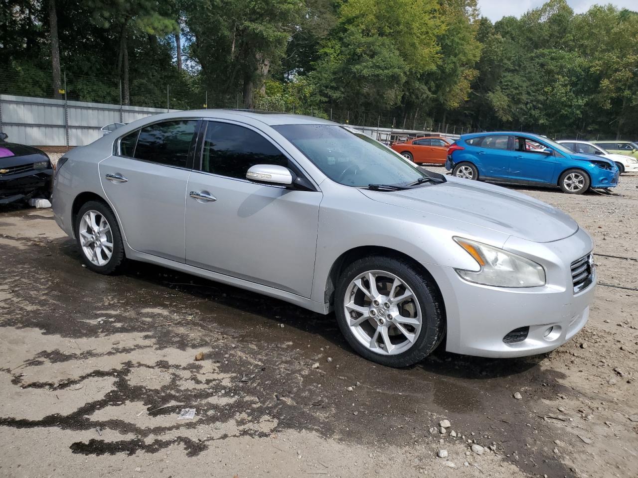 2014 NISSAN Maxima