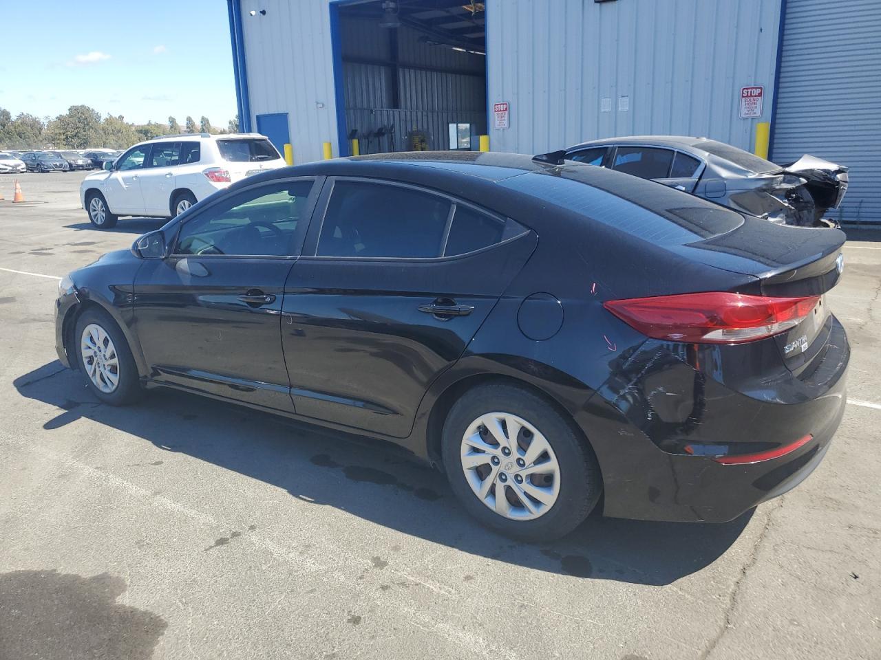 2017 HYUNDAI ELANTRA