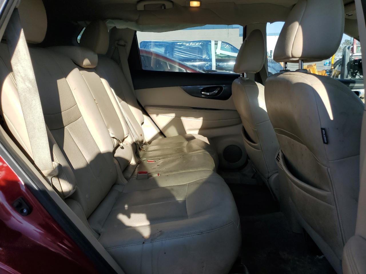 2015 NISSAN ROGUE
