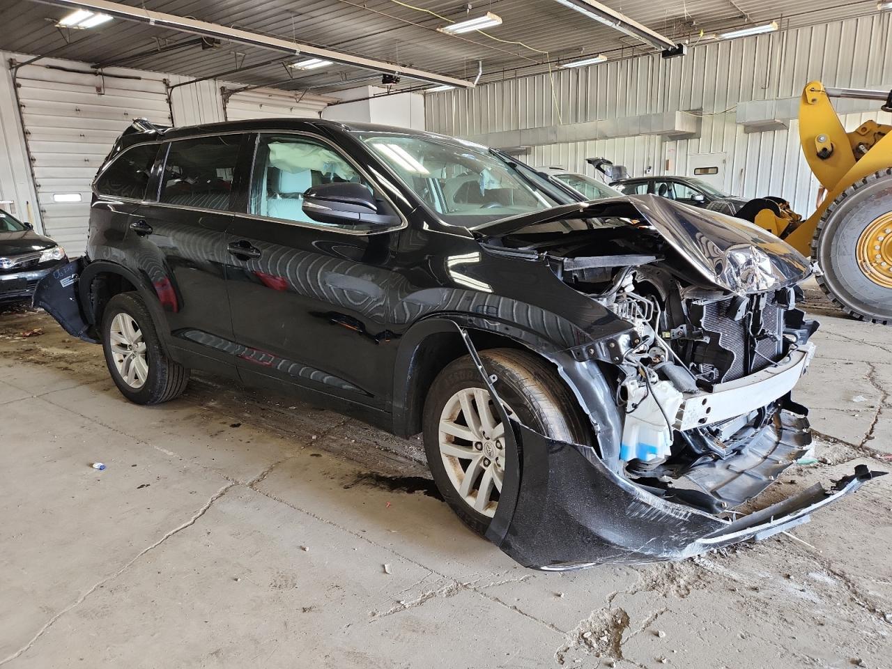 2015 TOYOTA HIGHLANDER