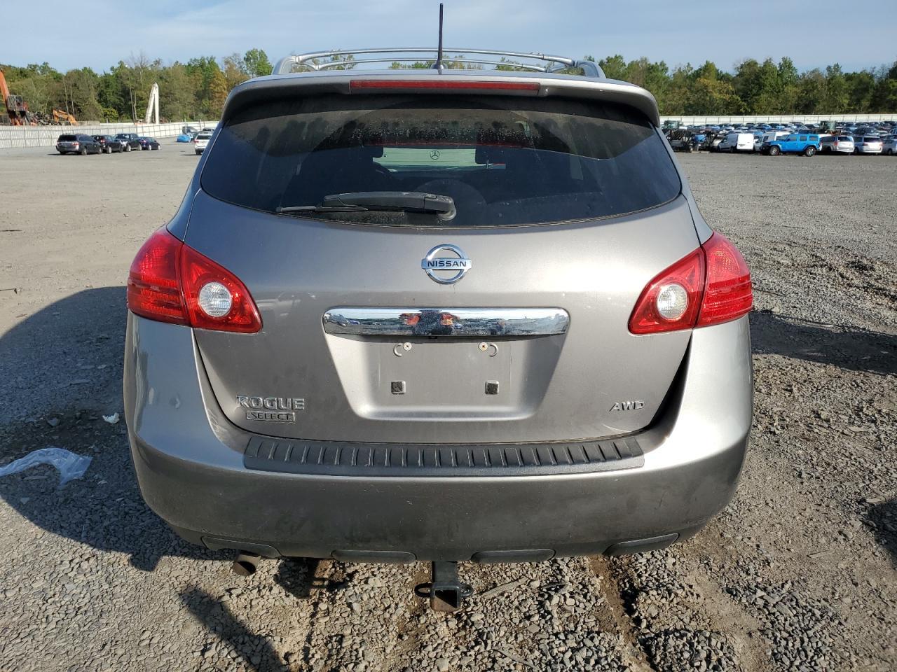 2015 NISSAN ROGUE