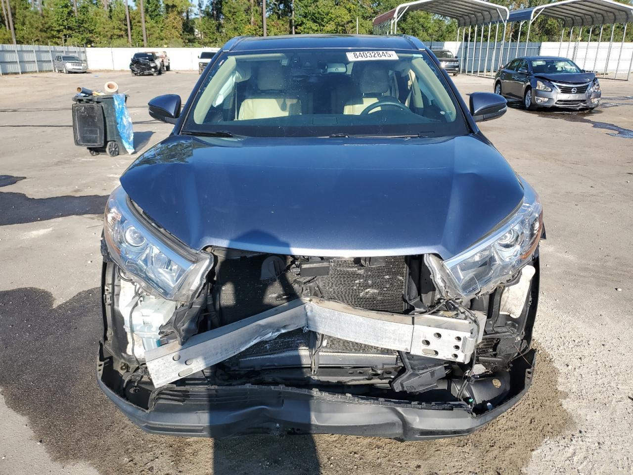 2016 TOYOTA HIGHLANDER