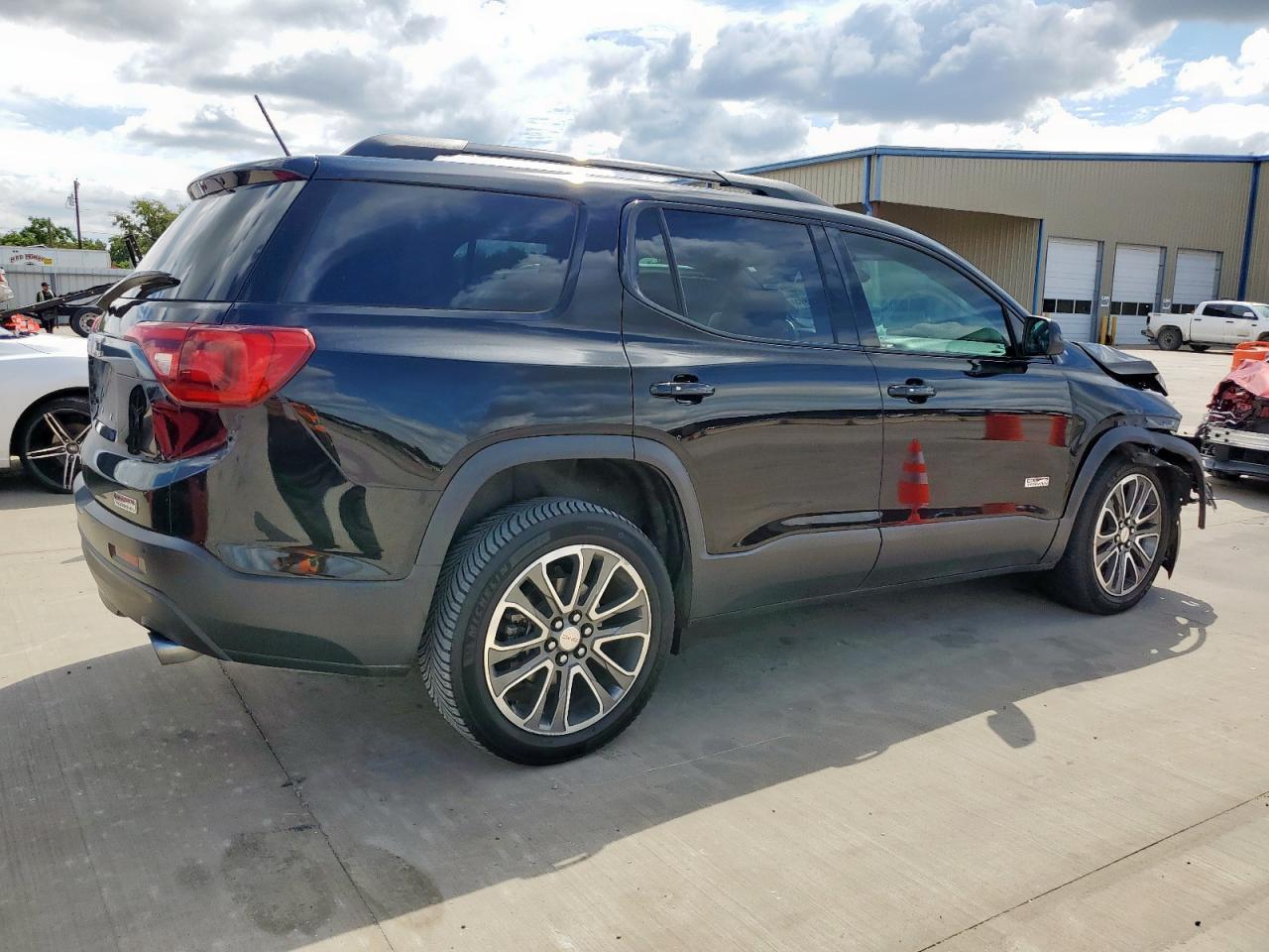 2017 GMC ACADIA