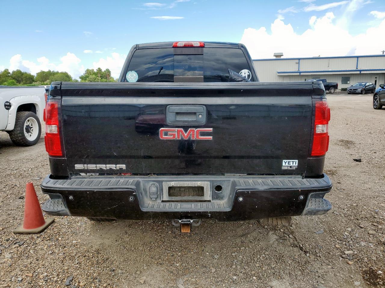 2015 GMC Sierra