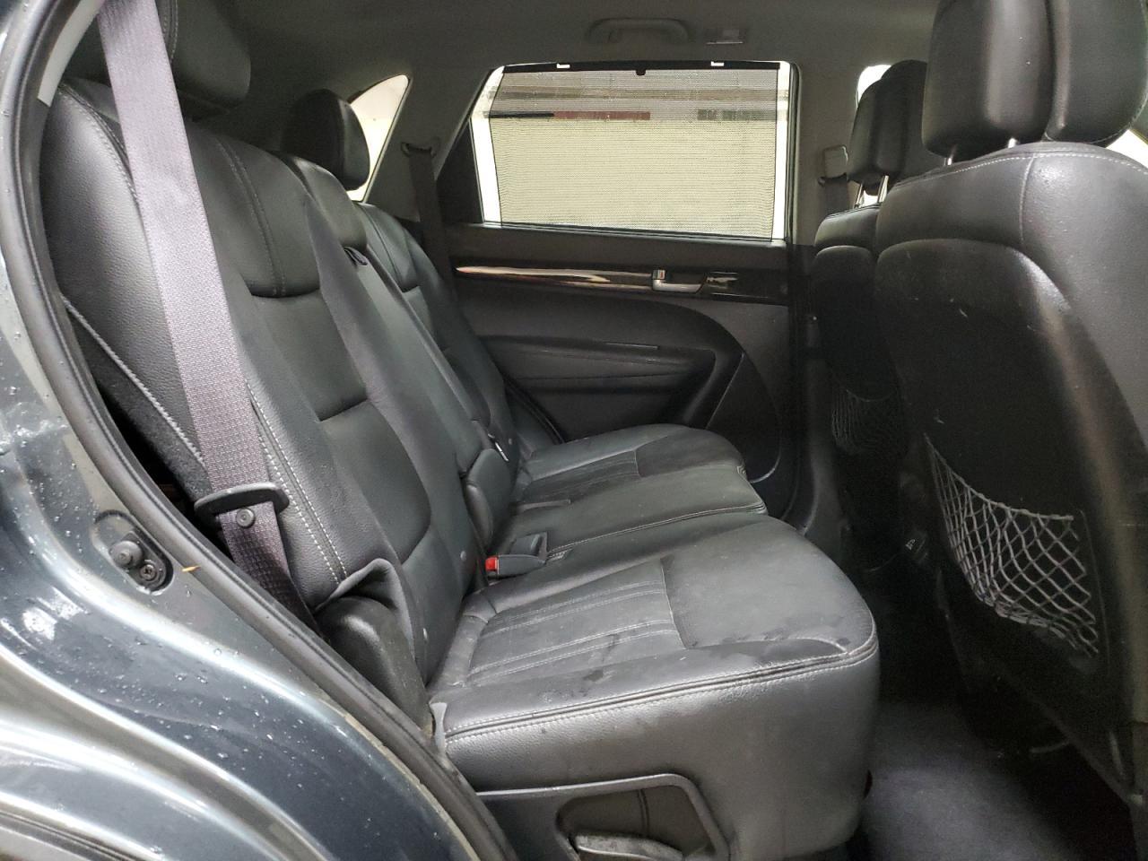 2014 KIA SORENTO