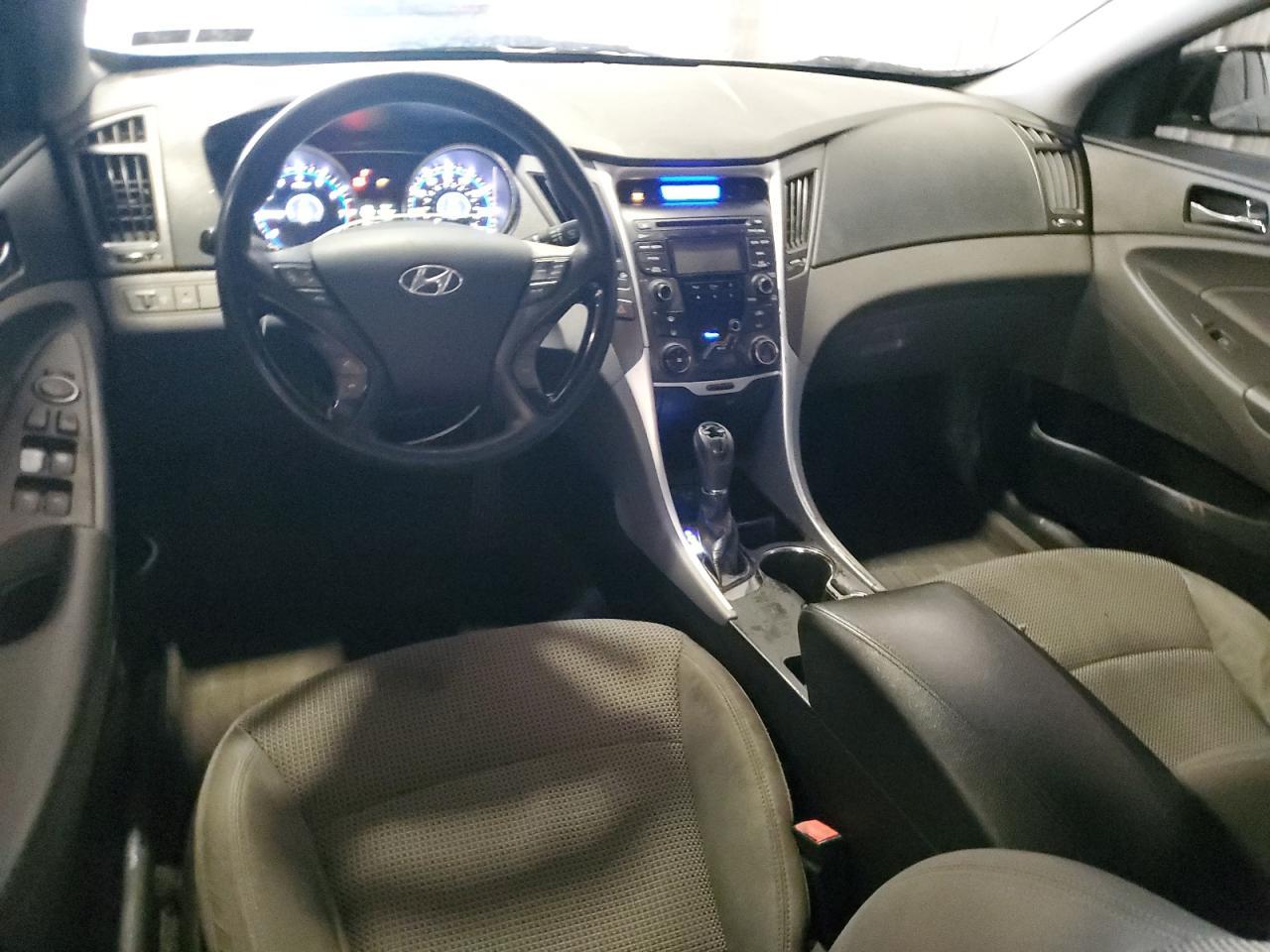 2012 HYUNDAI SONATA